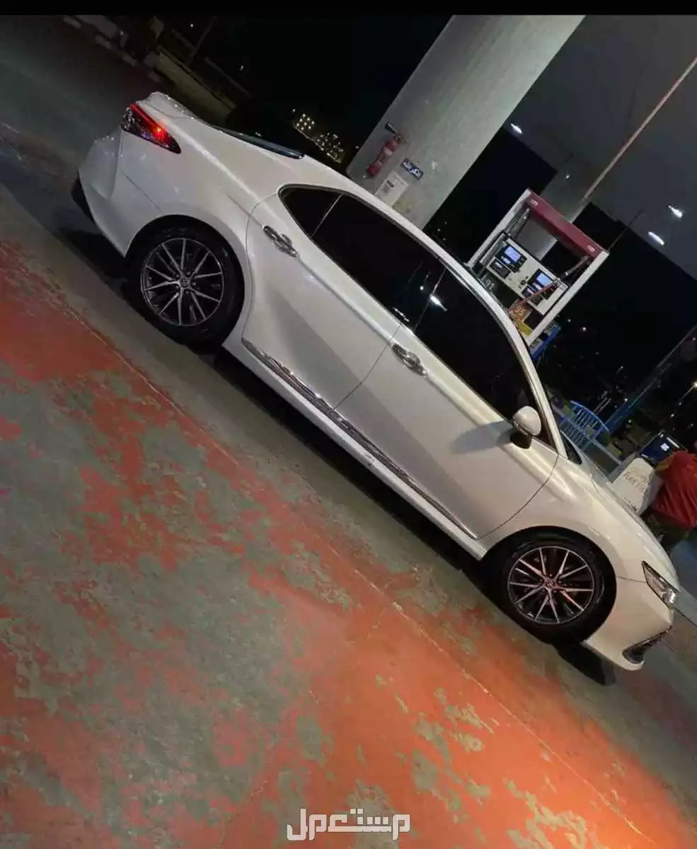 تويوتا كامري 2021 مستعملة للبيع في مكة المكرمة بسعر 92 ألف ريال سعودي