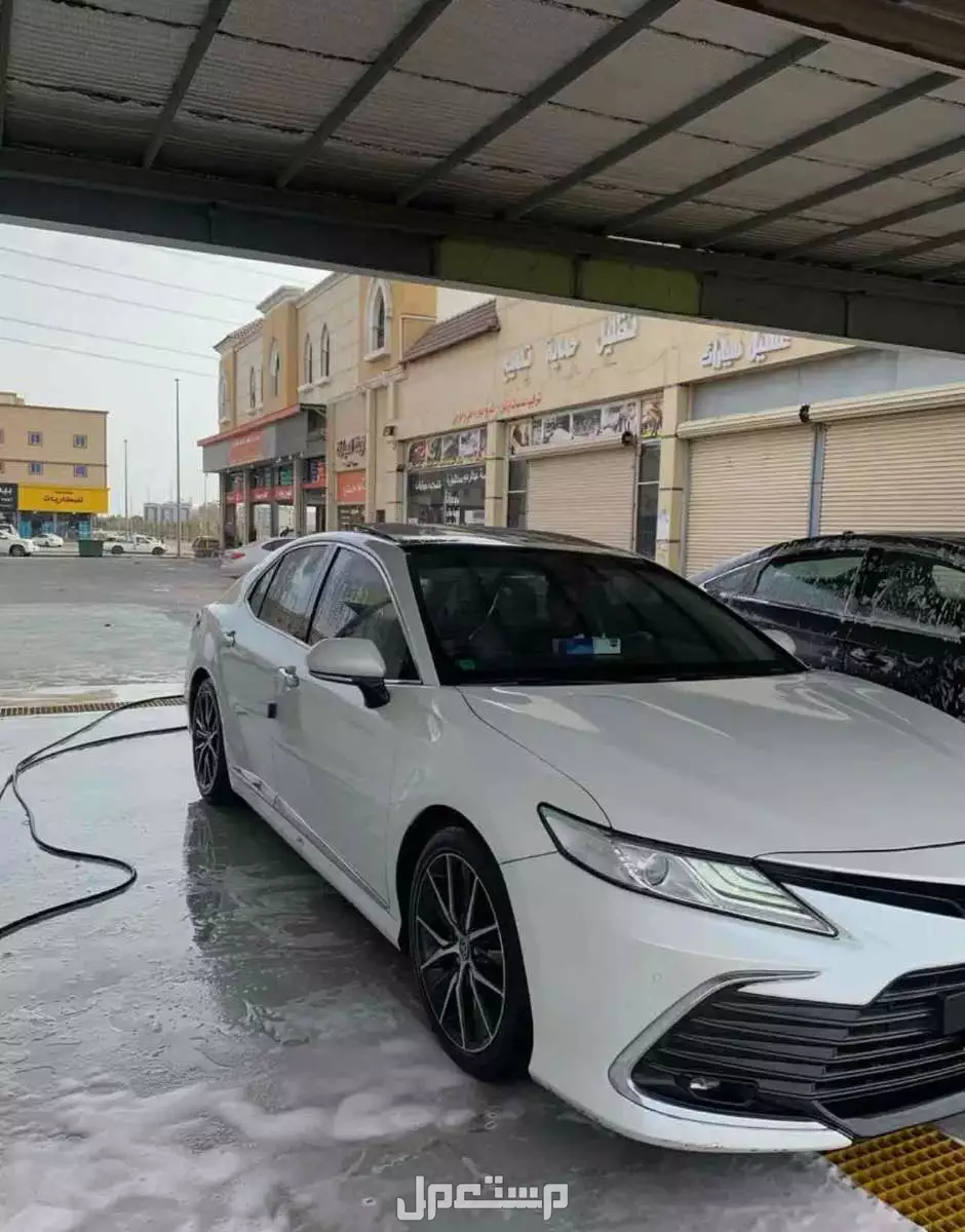 تويوتا كامري 2021 مستعملة للبيع في مكة المكرمة بسعر 92 ألف ريال سعودي