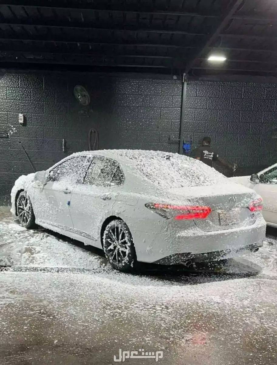 تويوتا كامري 2021 مستعملة للبيع في مكة المكرمة بسعر 92 ألف ريال سعودي