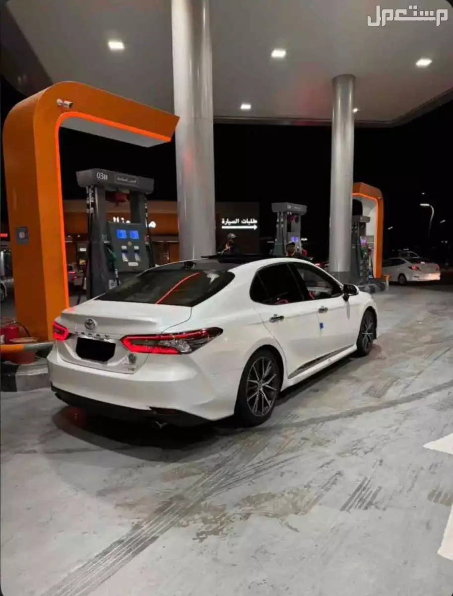 تويوتا كامري 2021 مستعملة للبيع في مكة المكرمة بسعر 92 ألف ريال سعودي