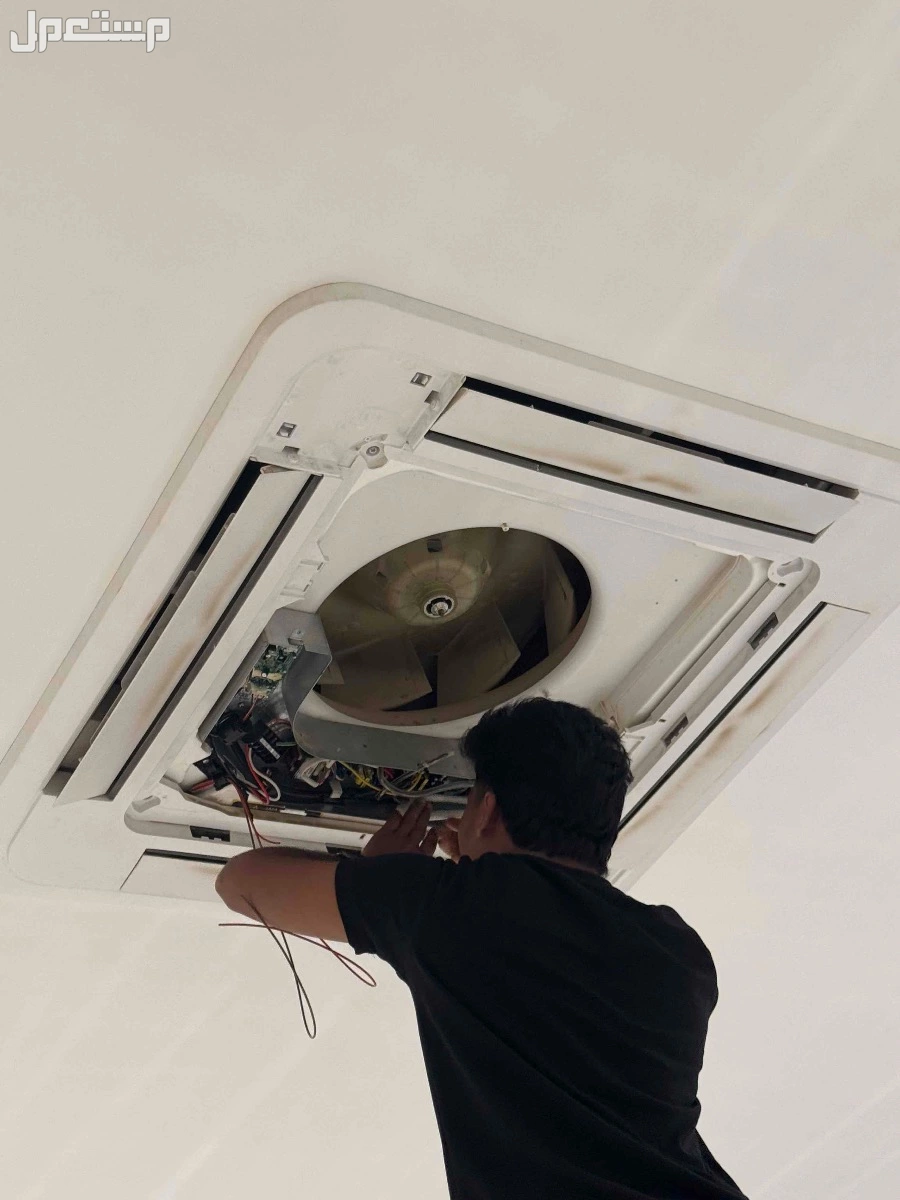 فني كهربائي خبره عاليه في بريدة بسعر 5 ريال سعودي