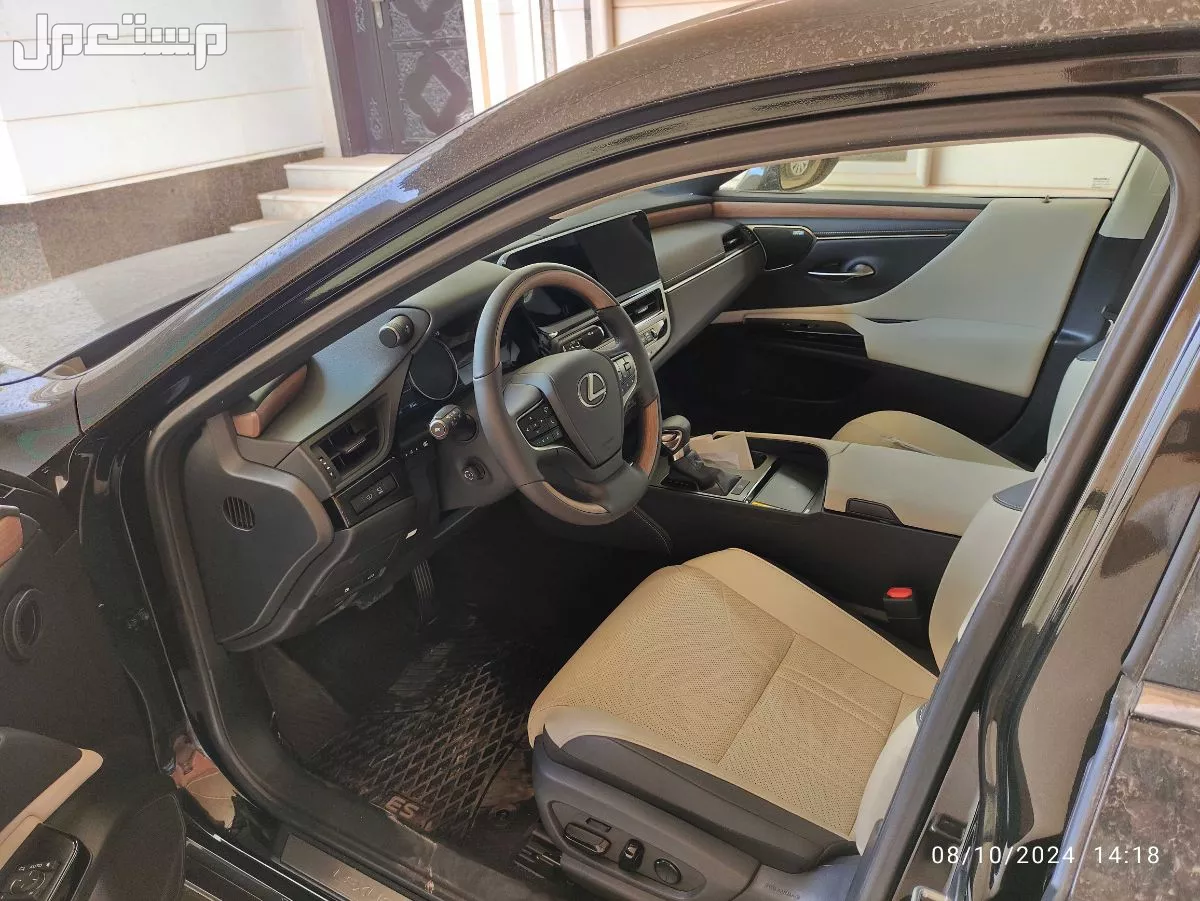 لكزس ES 2024 مستعملة للبيع في الرياض بسعر 239 ألف ريال سعودي