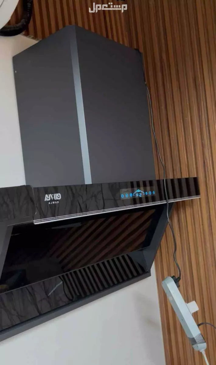 شفاط مقاس 90 سم للبيع جديد قوه  1200  في الرياض بسعر 850 ريال سعودي