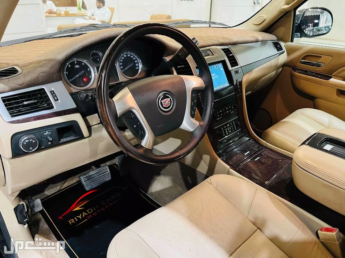 كاديلاك اسكاليد 2012 مستعملة للبيع في الرياض بسعر 48 ألف ريال سعودي