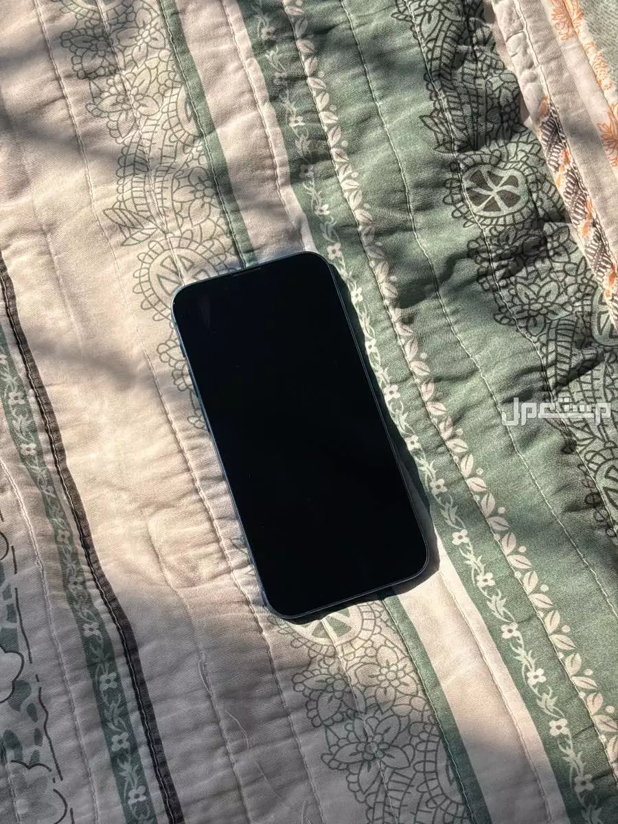 للبيع جوال آيفون 13 ميني اللون ازرق ماركة أبل في الدمام بسعر 1100 ريال سعودي