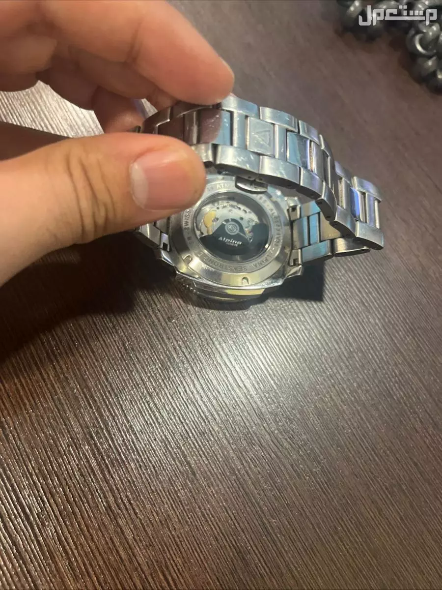 ساعة alpina بسعر 2500  مستعمل استعمال خفيف بدون ورق بدون كرتونة اصلية
