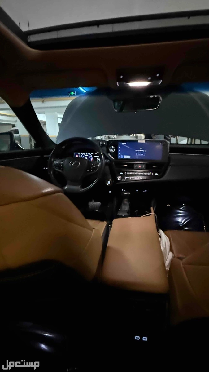 لكزس ES 2023 مستعملة للبيع في جدة بسعر 190 ألف ريال سعودي