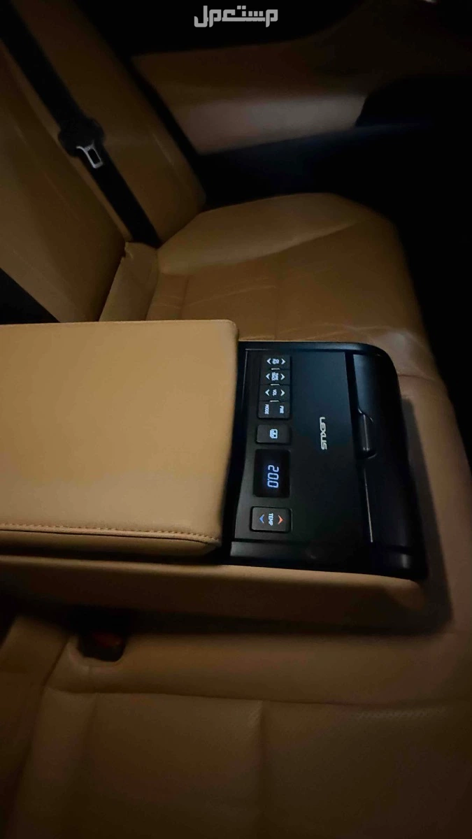 لكزس ES 2023 مستعملة للبيع في جدة بسعر 190 ألف ريال سعودي