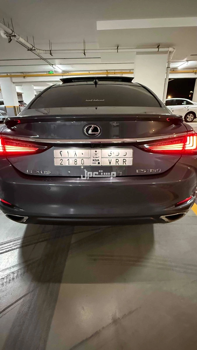 لكزس ES 2023 مستعملة للبيع في جدة بسعر 190 ألف ريال سعودي