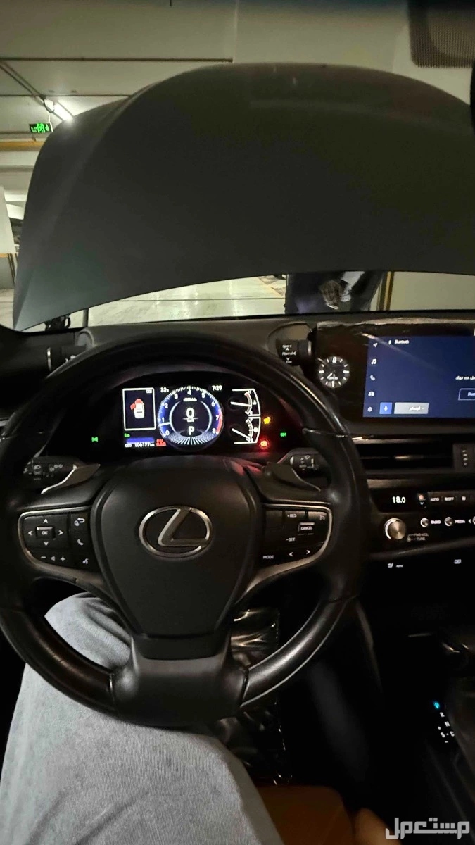 لكزس ES 2023 مستعملة للبيع في جدة بسعر 190 ألف ريال سعودي