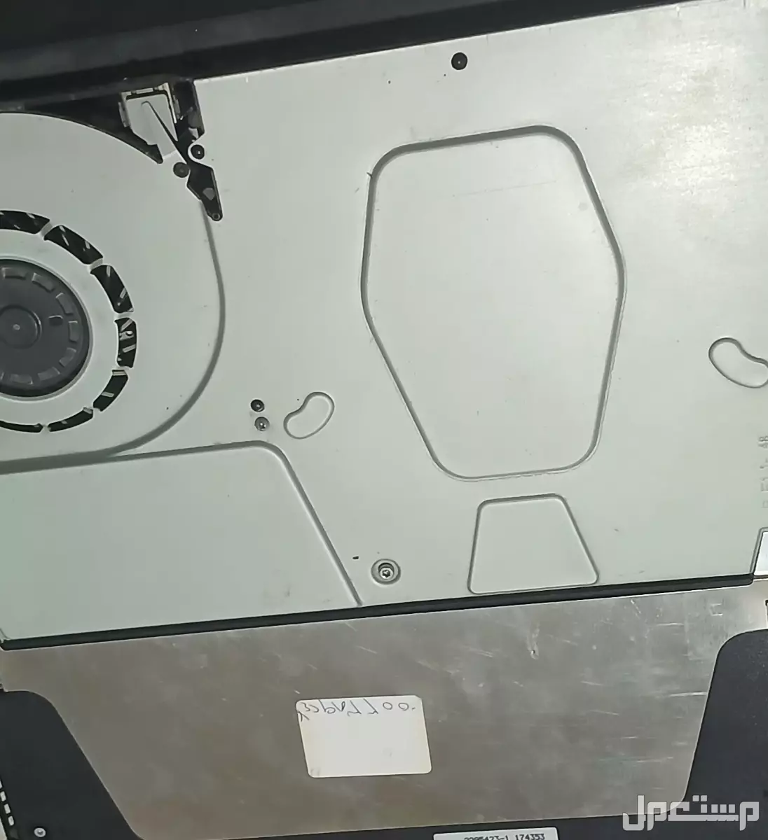 سوني 4 مستعمل ويدتين وحده اصليه والثانيه تجاريه  السعر ب250