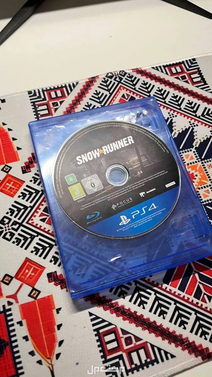 سوني فور سليم مع جميع ملحقاته  مع ماوس باد وماوس وشريط سنونر  وصله ويد اصليه و في احد رفيدة بسعر 1800 ريال سعودي