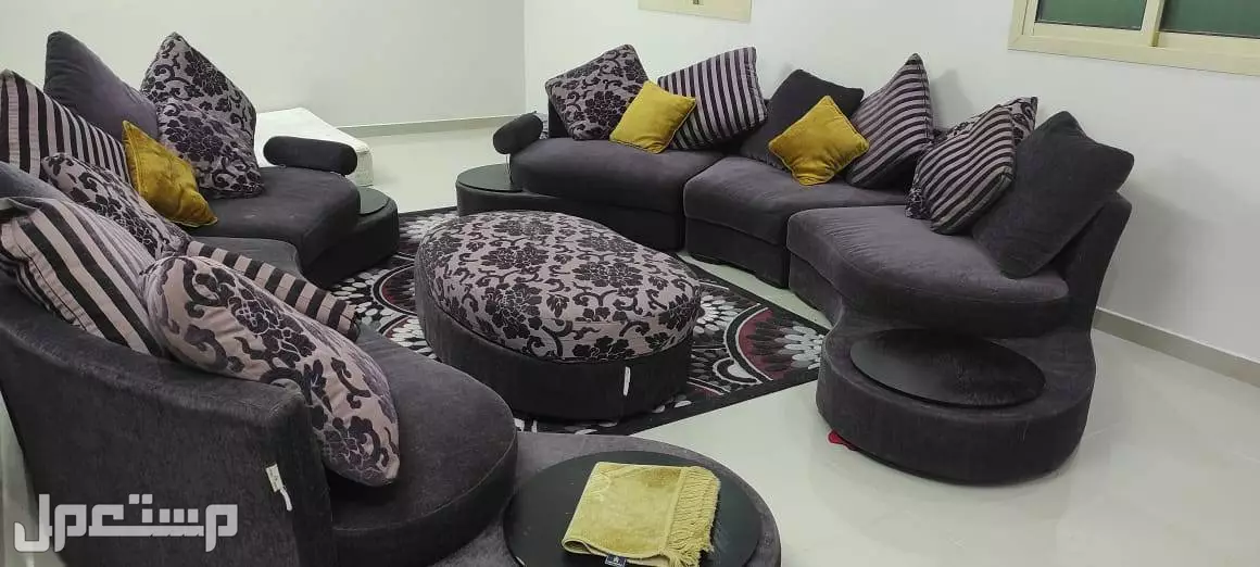 كنب 12 شخص - نظيف جدا - 7 قطع - مشترى من معرض ديموس - حي النهضة قرب حي الخليج