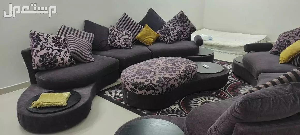 كنب 12 شخص - نظيف جدا - 7 قطع - مشترى من معرض ديموس - حي النهضة قرب حي الخليج