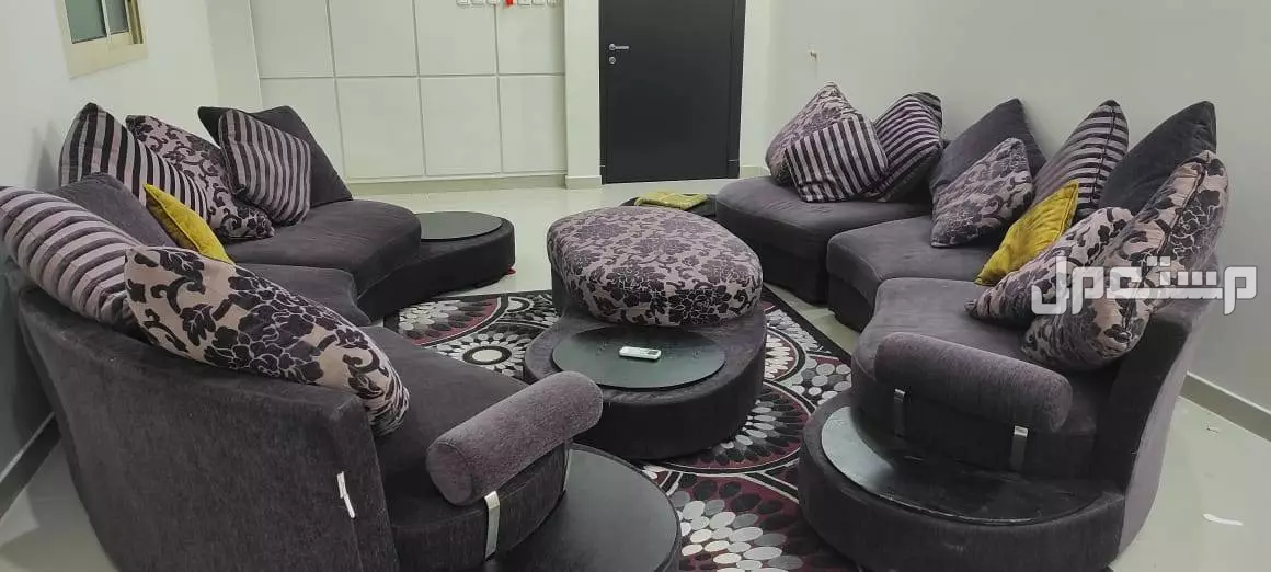 كنب 12 شخص - نظيف جدا - 7 قطع - مشترى من معرض ديموس - حي النهضة قرب حي الخليج