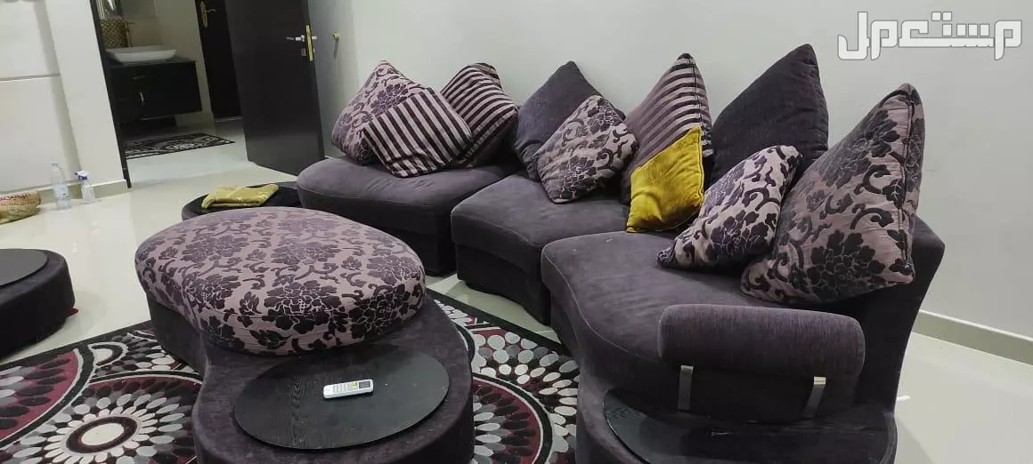 كنب 12 شخص - نظيف جدا - 7 قطع - مشترى من معرض ديموس - حي النهضة قرب حي الخليج