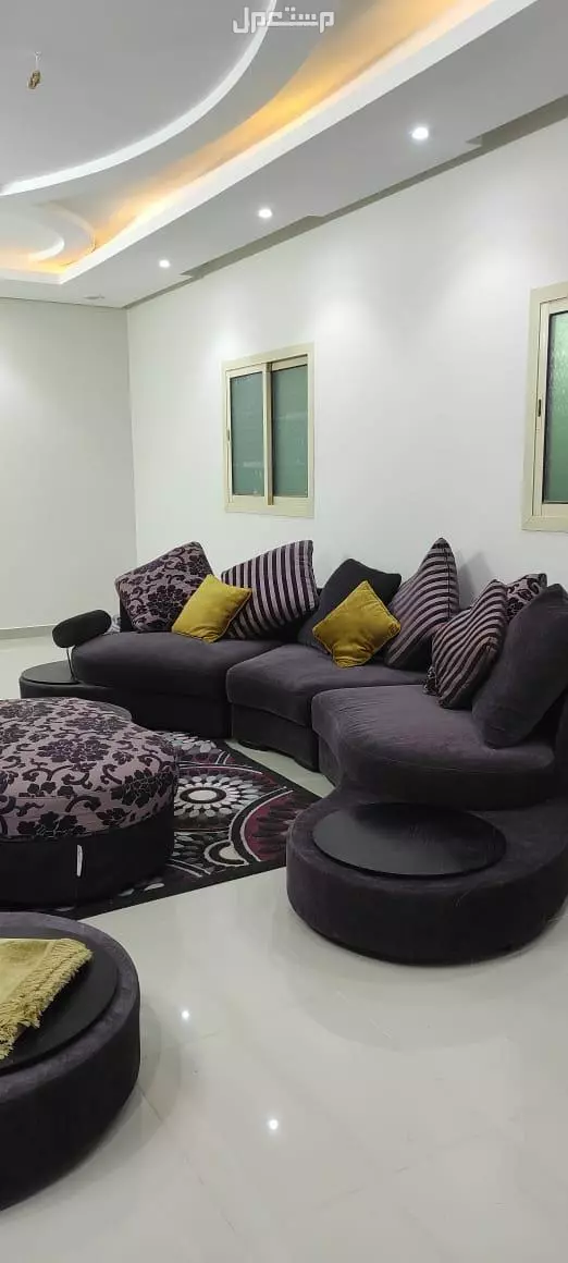 كنب 12 شخص - نظيف جدا - 7 قطع - مشترى من معرض ديموس - حي النهضة قرب حي الخليج