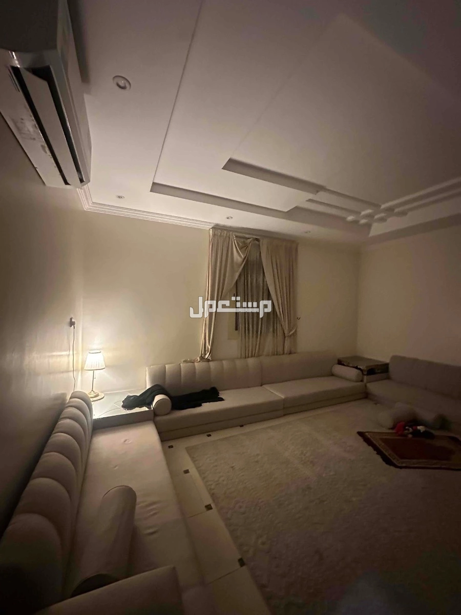 كنب للبيع مستعمل بسعر رمزي بسيط