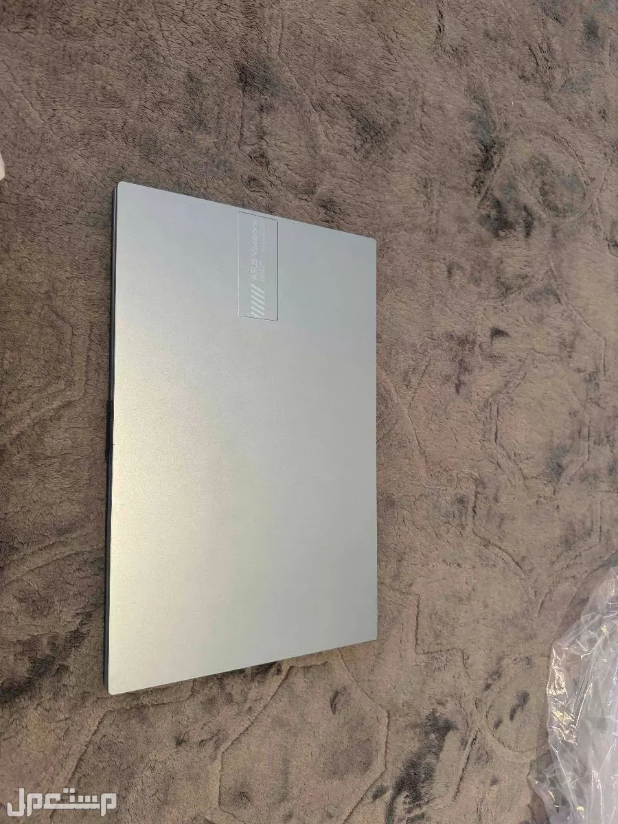 لابتوب اسوس فيفو بوك قو 14/15 نظييف جداً وشبه جديد