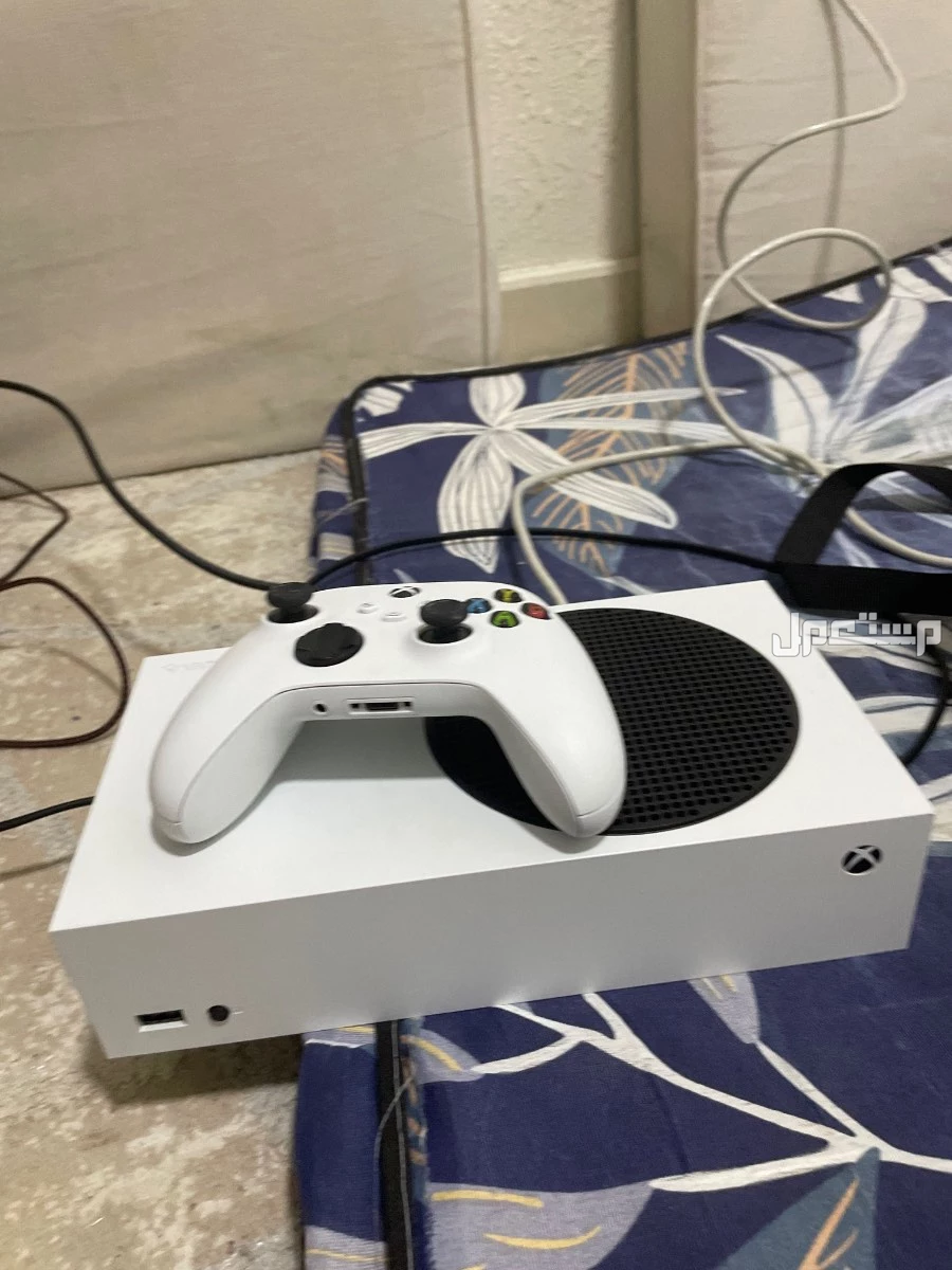 اكسبوكس سيريس اس بكرتونه في الجبيل بسعر 700 ريال سعودي
