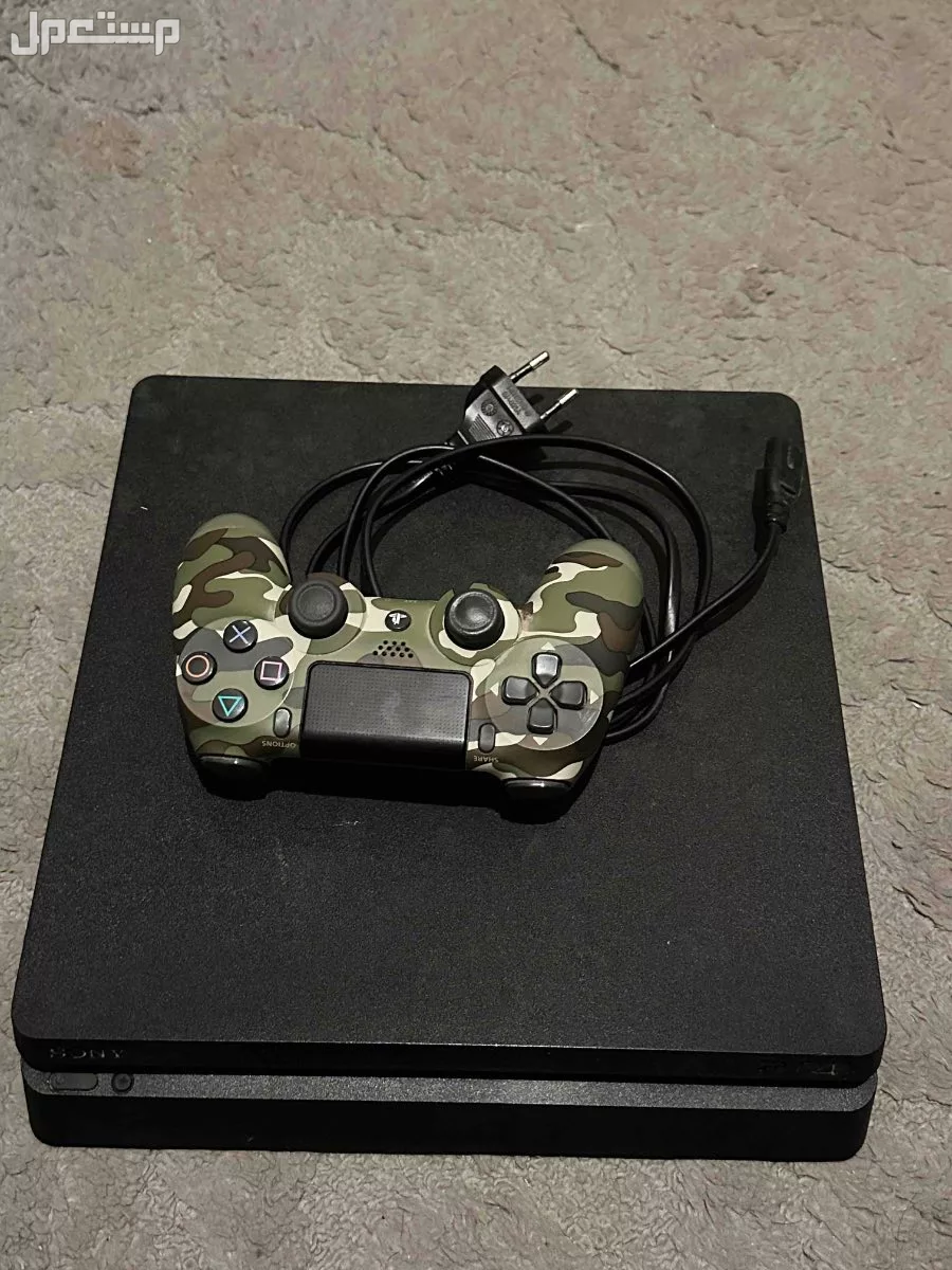 للبيع سوني 4 نظيف 1000 تيرا ..