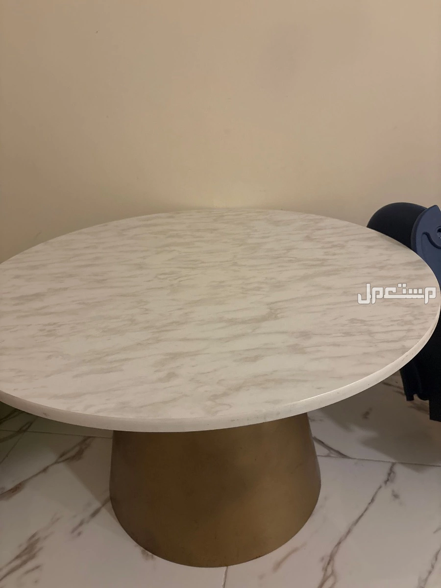 بيع كنب وطاوله وزوليه 1500 كامل