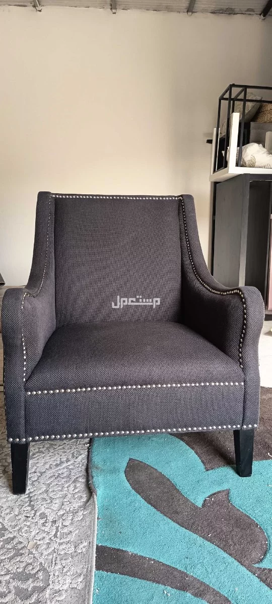 قطعتين مفرده كنب فاخر للبيع في الرياض بسعر 500 ريال سعودي
