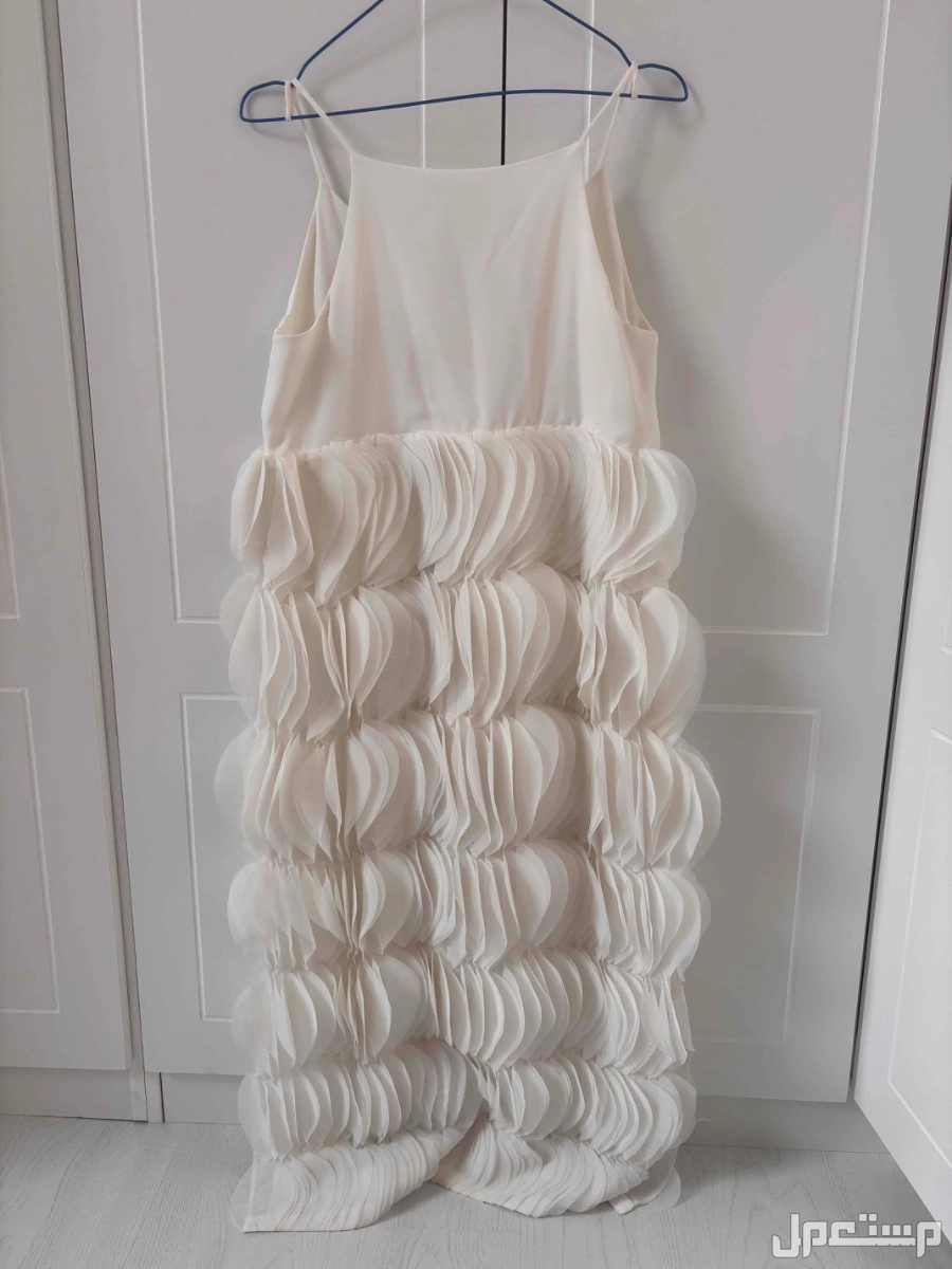 فستان ابيض ‏جديد in Jeddah at a price of 400 SAR