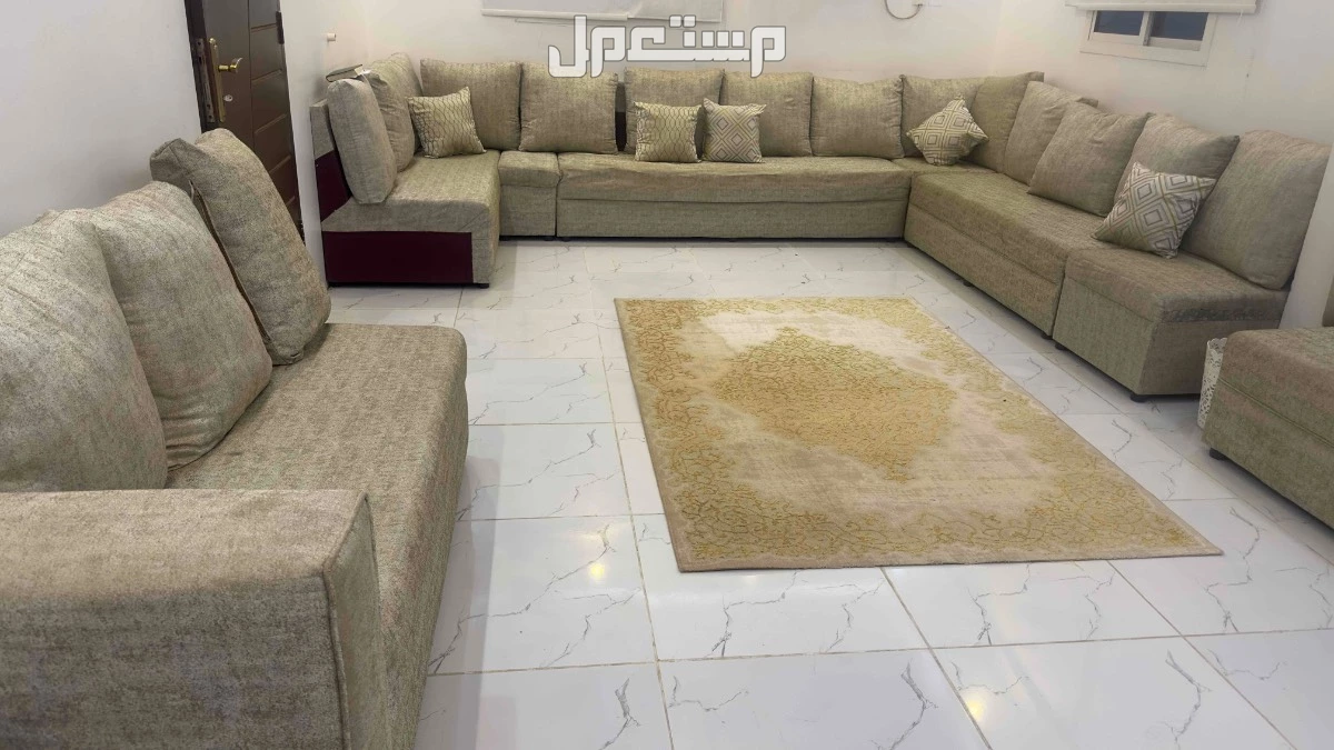 كنب للبيع 5  في  مكة بسعر 500 ريال سعودي