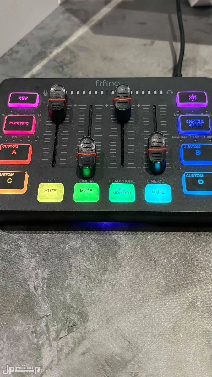 مكسر fifine sc3 للبيع في الدمام بسعر 125 ﷼