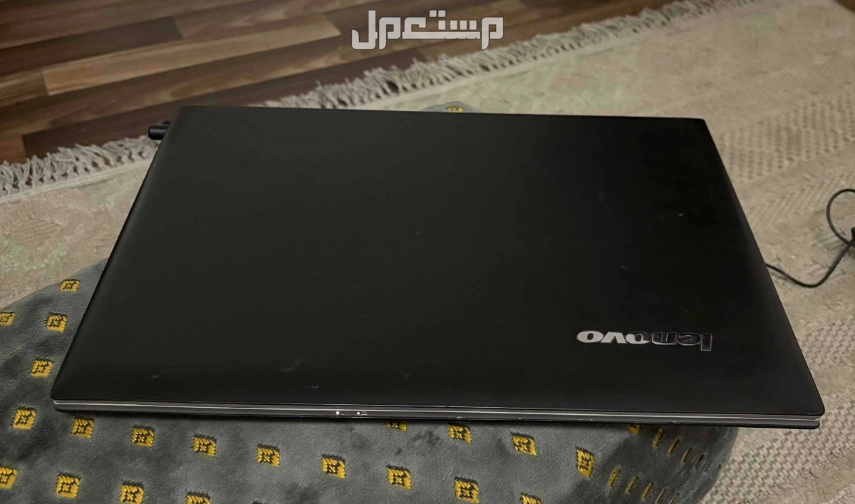 لابتوب للبيع في الرياض بسعر 800 ريال