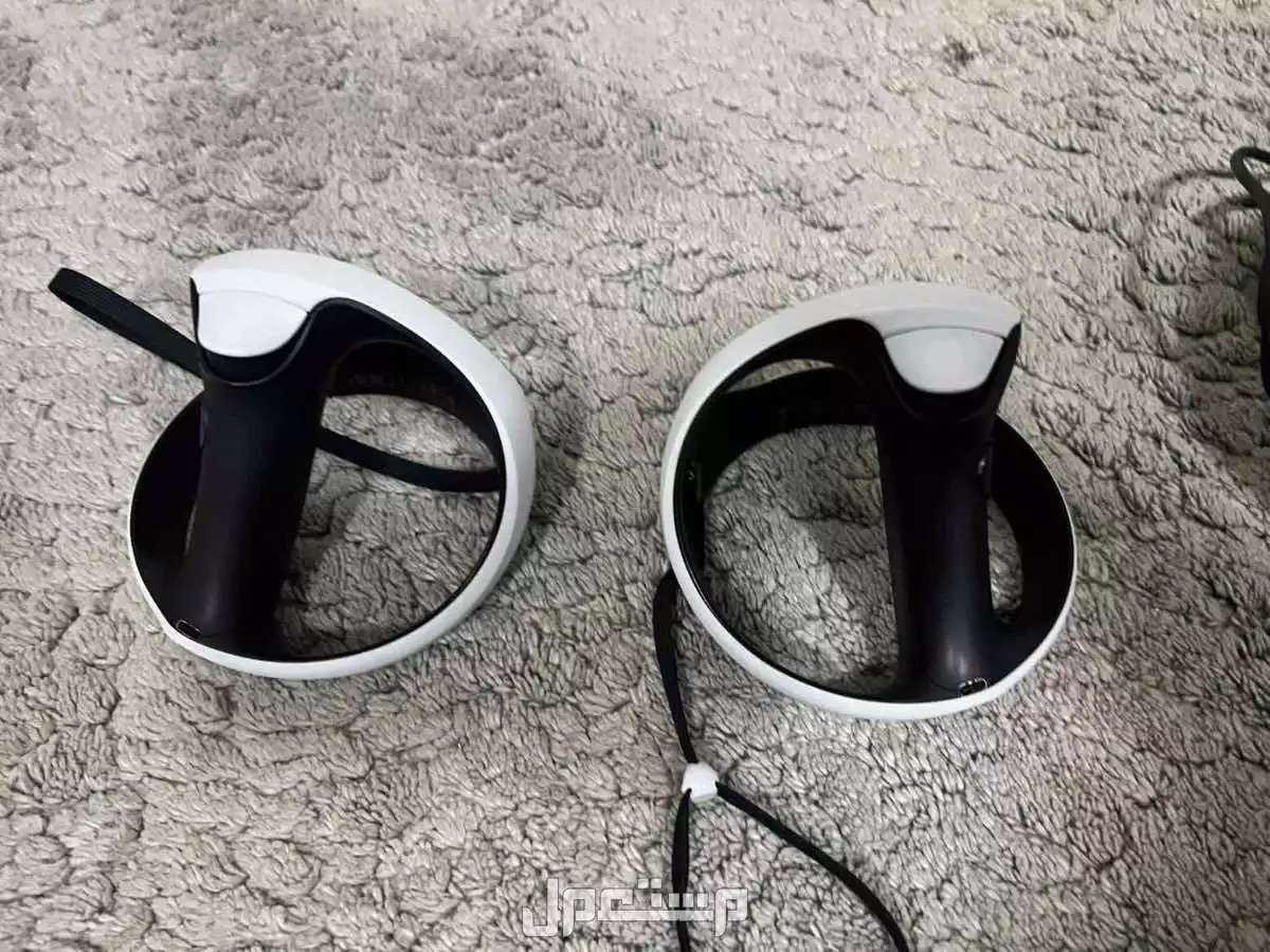 للبيع نظارات VR2 في الدمام بسعر 1050 ريال سعودي