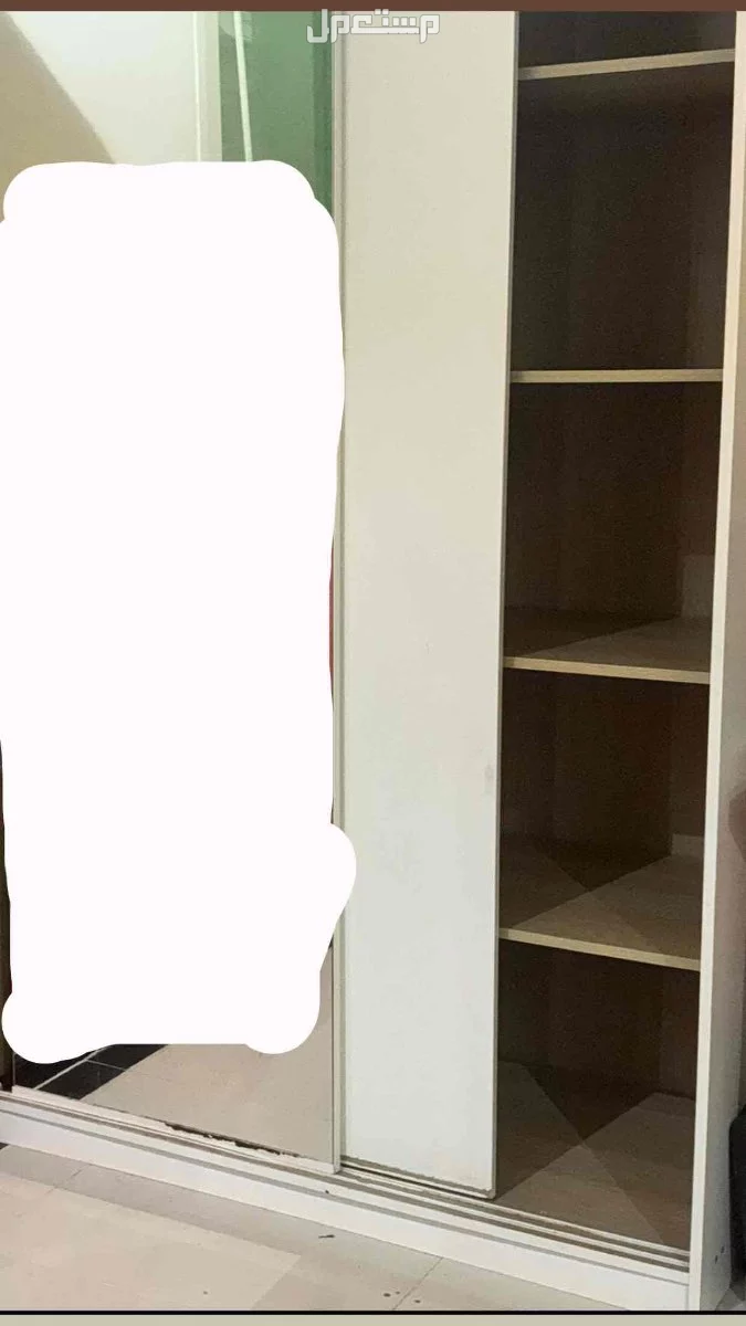 دولاب ملابس من ايكيا بالون الابيض