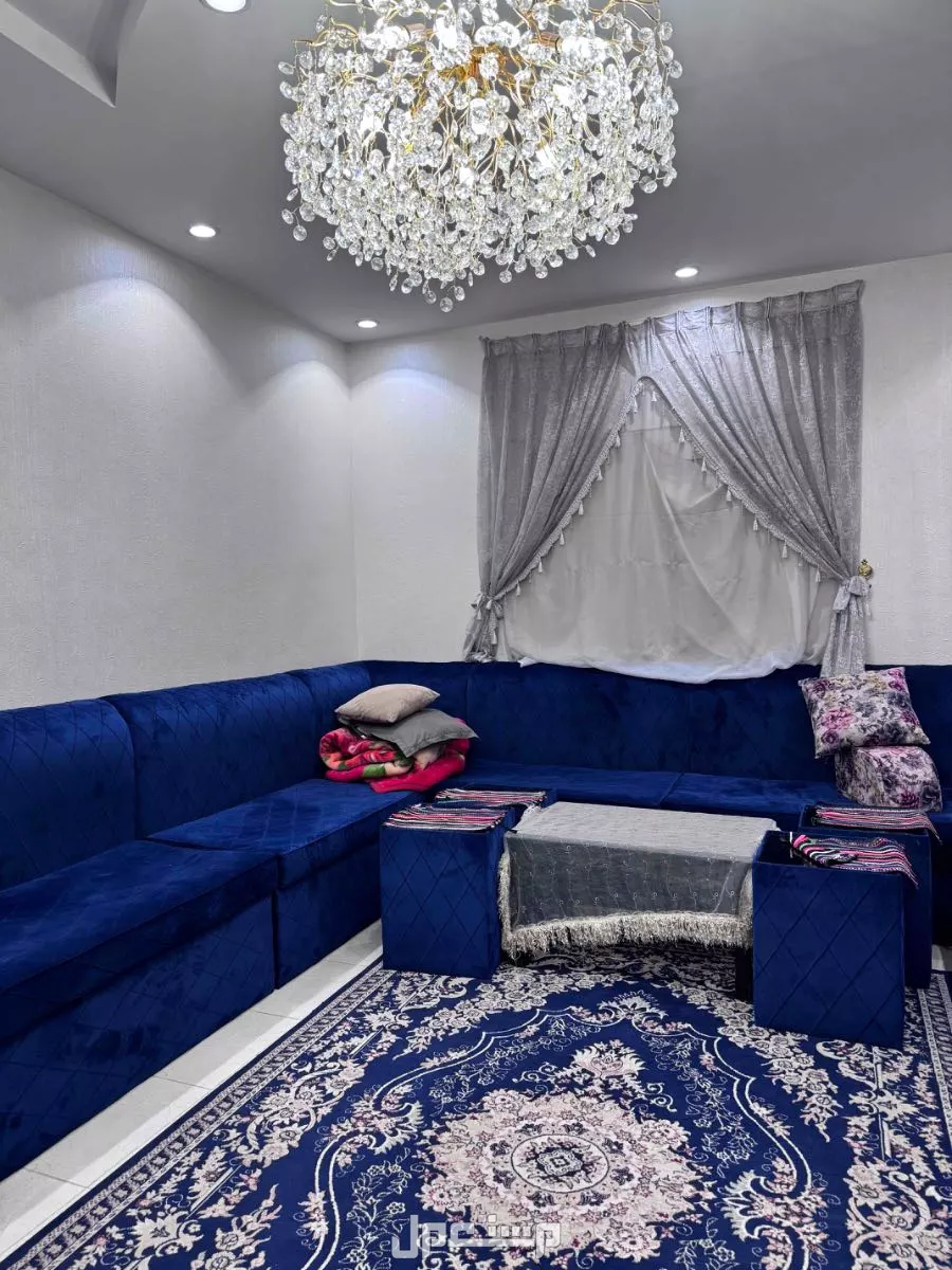 كنب مجلس رجال شامل الفرشه و ستاره والطاولات في المدينة المنورة بسعر 650 ريال سعودي قابل لتفاوض