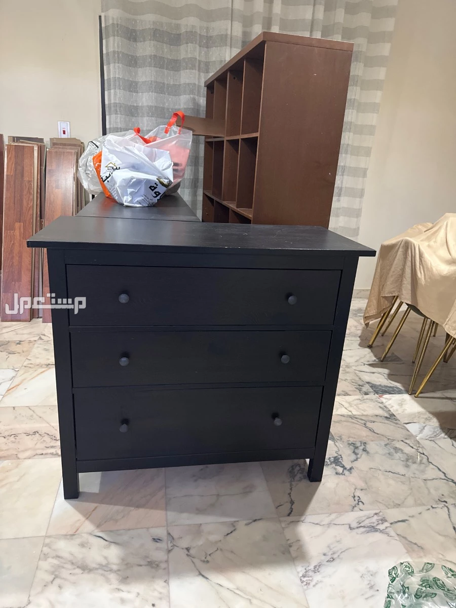 للتبرع اجهزة رياضية ومكنسة كهربائية واثاث جميعها مستخدمة وفي حالة جيدة