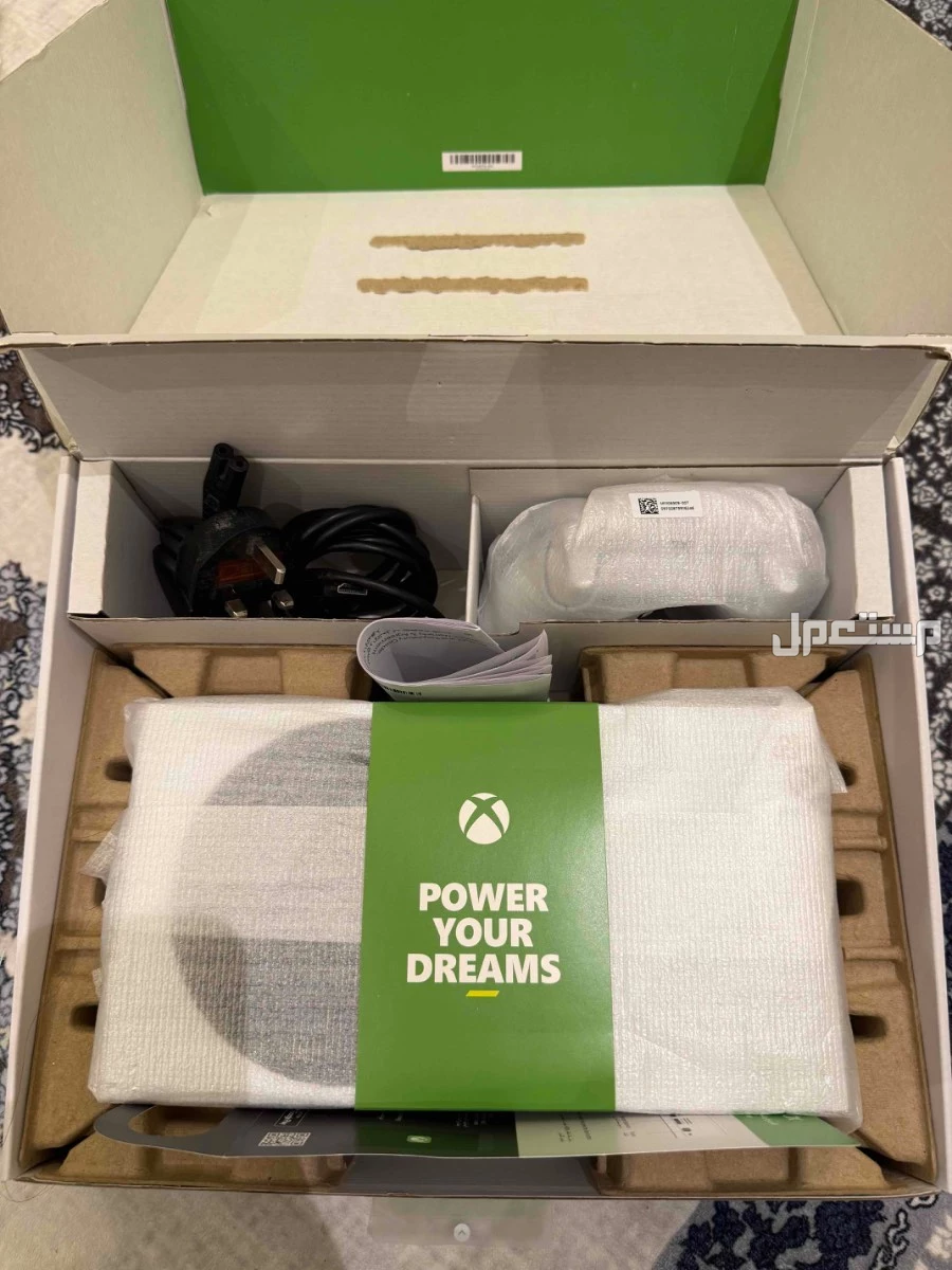 اكس بوكس سيريس اس  في المجمعة بسعر 600 ريال سعودي