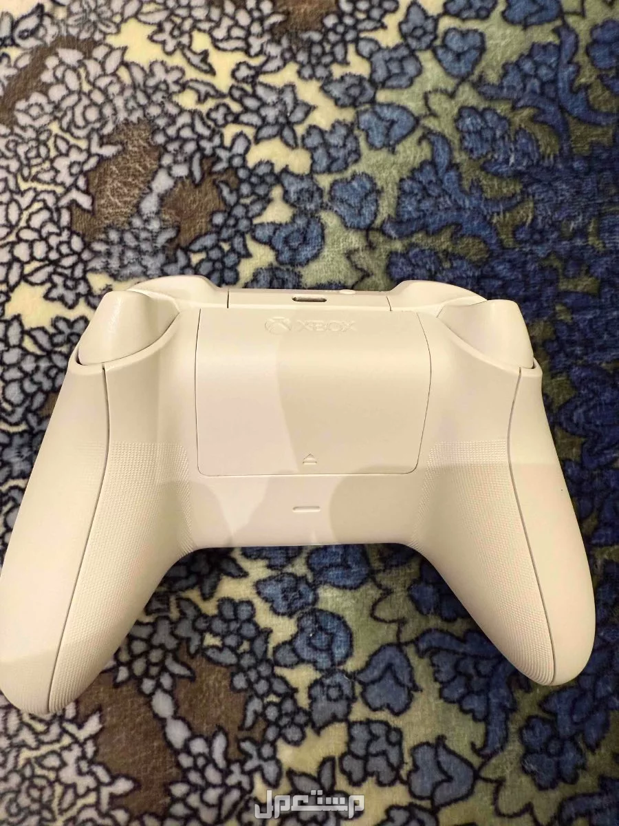 اكس بوكس سيريس اس  في المجمعة بسعر 600 ريال سعودي