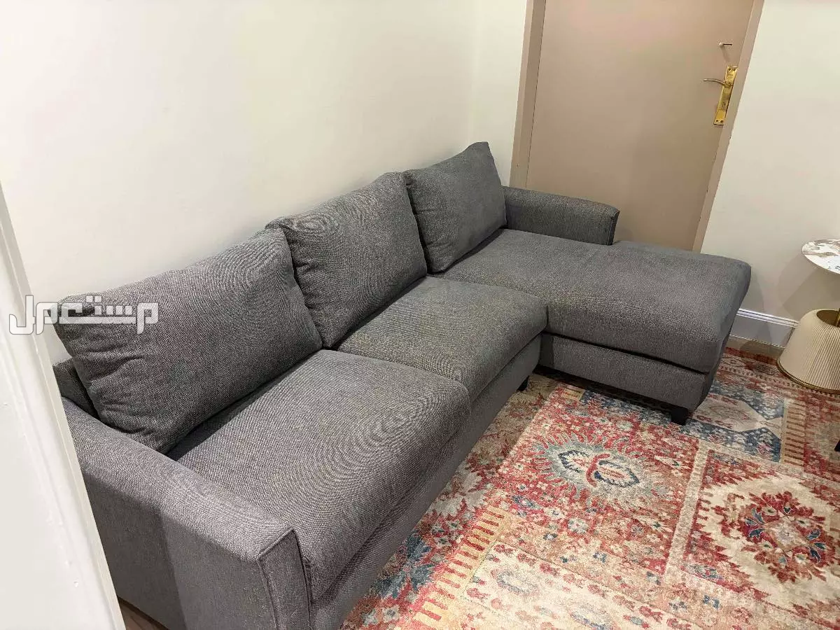 كنب حرف L عرضها 2.65 في 1.5 متر