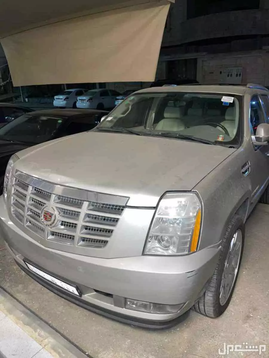 كاديلاك اسكاليد 2007 مستعملة للبيع في جدة بسعر 40 ألف ريال سعودي