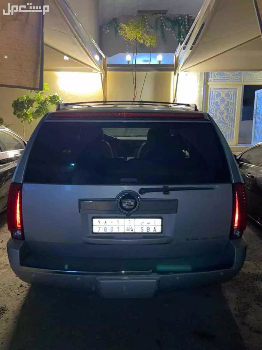 كاديلاك اسكاليد 2007 مستعملة للبيع في جدة بسعر 40 ألف ريال سعودي
