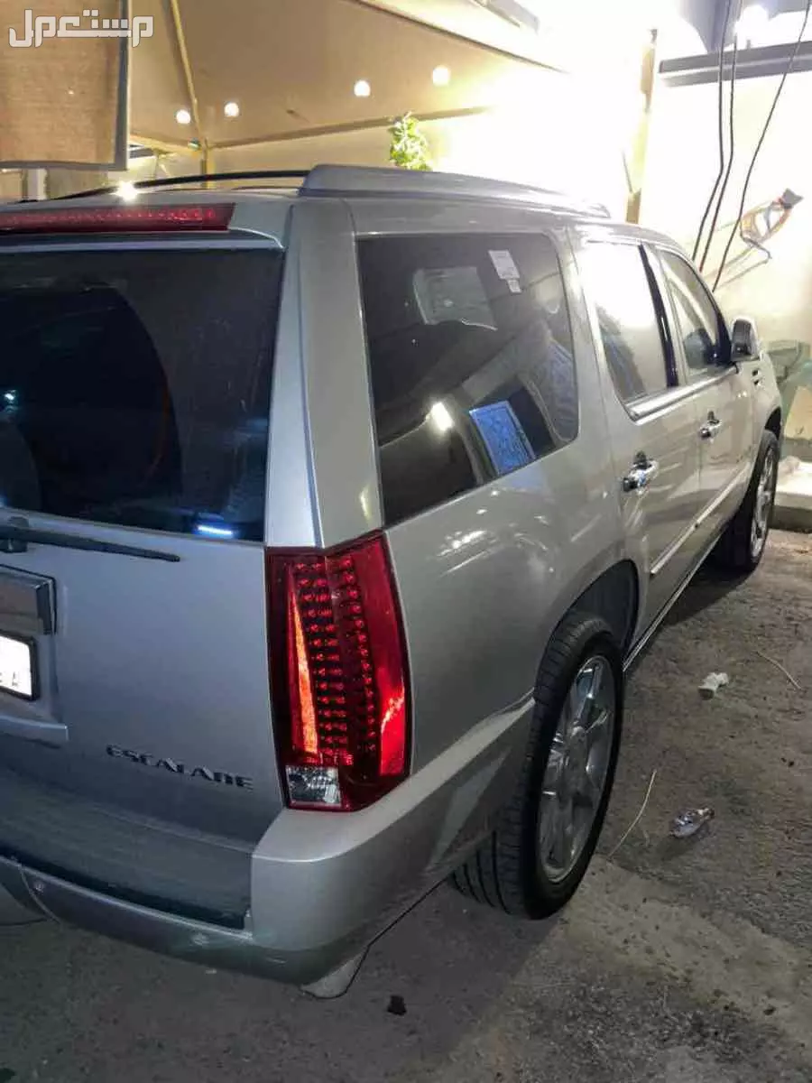 كاديلاك اسكاليد 2007 مستعملة للبيع في جدة بسعر 40 ألف ريال سعودي