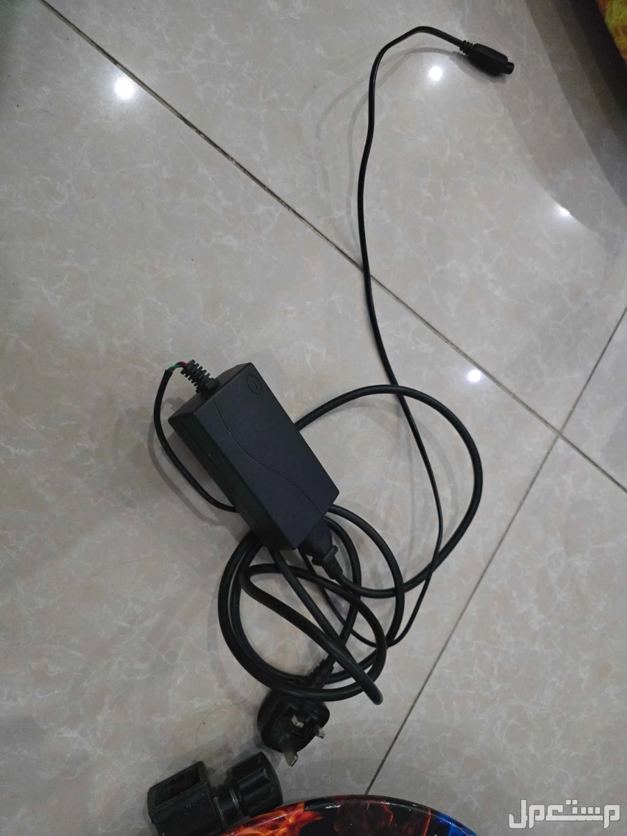 للبيع سكوتر بحالة جيدة hover poard الجادفقط يتصل لوقتك ووقتي في الرياض بسعر 70 ريال سعودي