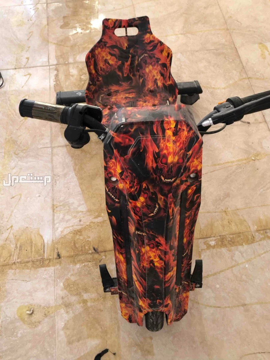للبيع سكوتر كهربائي معه شاحنة في عرعر بسعر 350 ريال سعودي