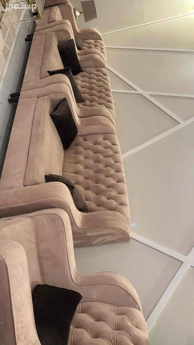 كنب مستعمل للبيع طقمين في الرياض بسعر 800 ريال سعودي