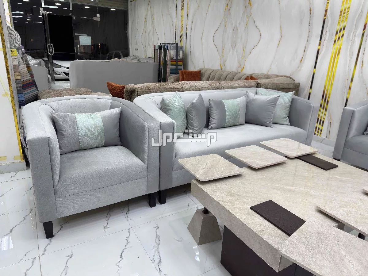 عرض على طقم كنب 11 نفر  بسعر1500﷼ بدون طاوله