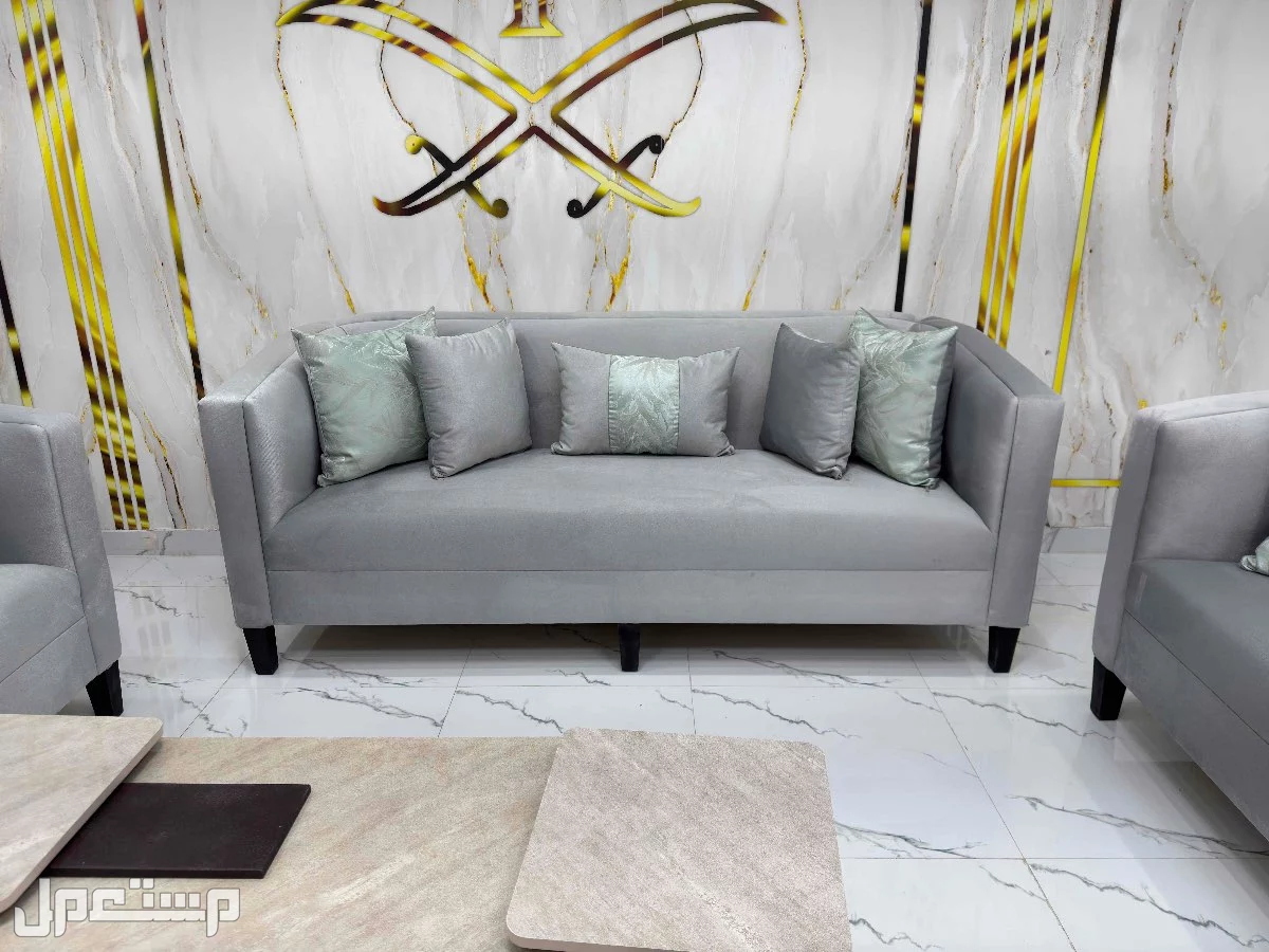 عرض على طقم كنب 11 نفر  بسعر1500﷼ بدون طاوله