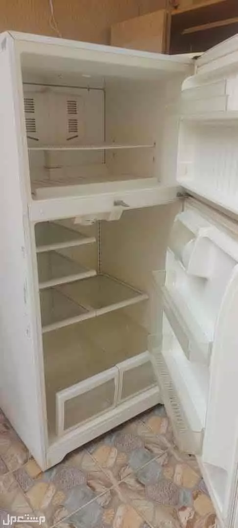 حي السلام للبيع غساله LG وثلاجه بحاله جيده ثلاجه