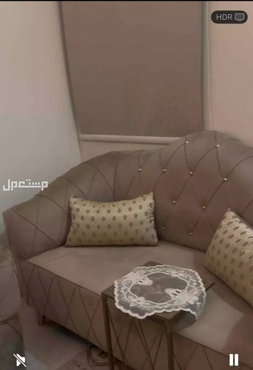 كنب وزوليه والطاولات الصغيره  في مكة المكرمة بسعر ألفين ريال سعودي