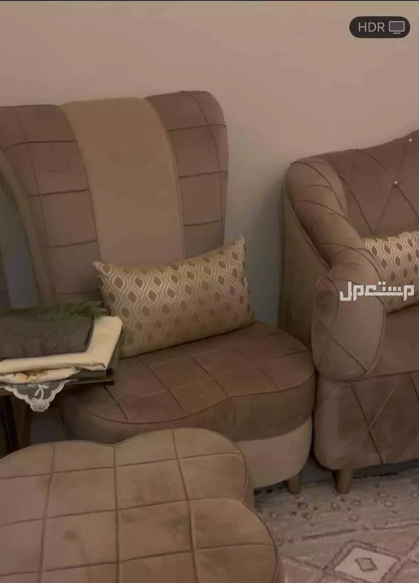 كنب وزوليه والطاولات الصغيره  في مكة المكرمة بسعر ألفين ريال سعودي