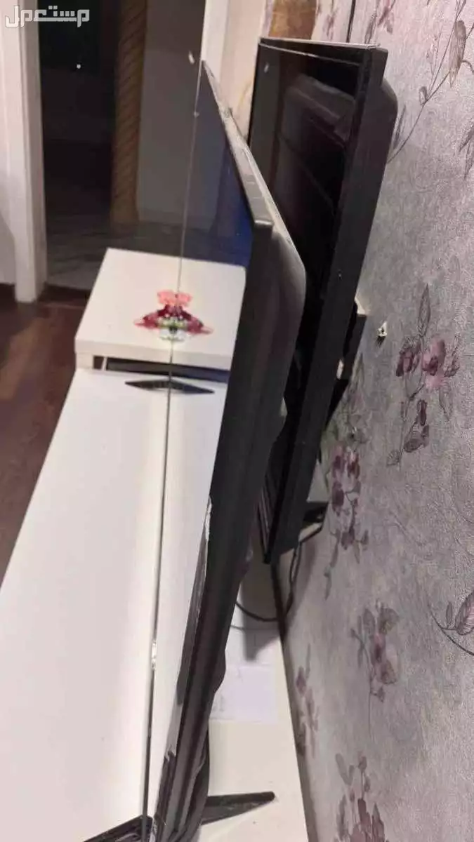 شاشة Lj سمارت 4K في الطائف بسعر ألفين ريال سعودي
